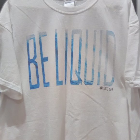 Men's Short Sleeve T-shirts With The Saying Be liquid Color White Size XL NWOT - Picture 3 of 6